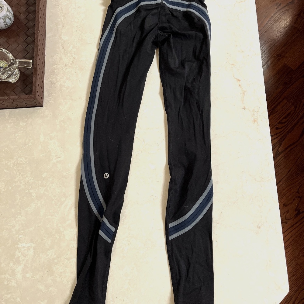 Lululemon Leggings (Size 2)